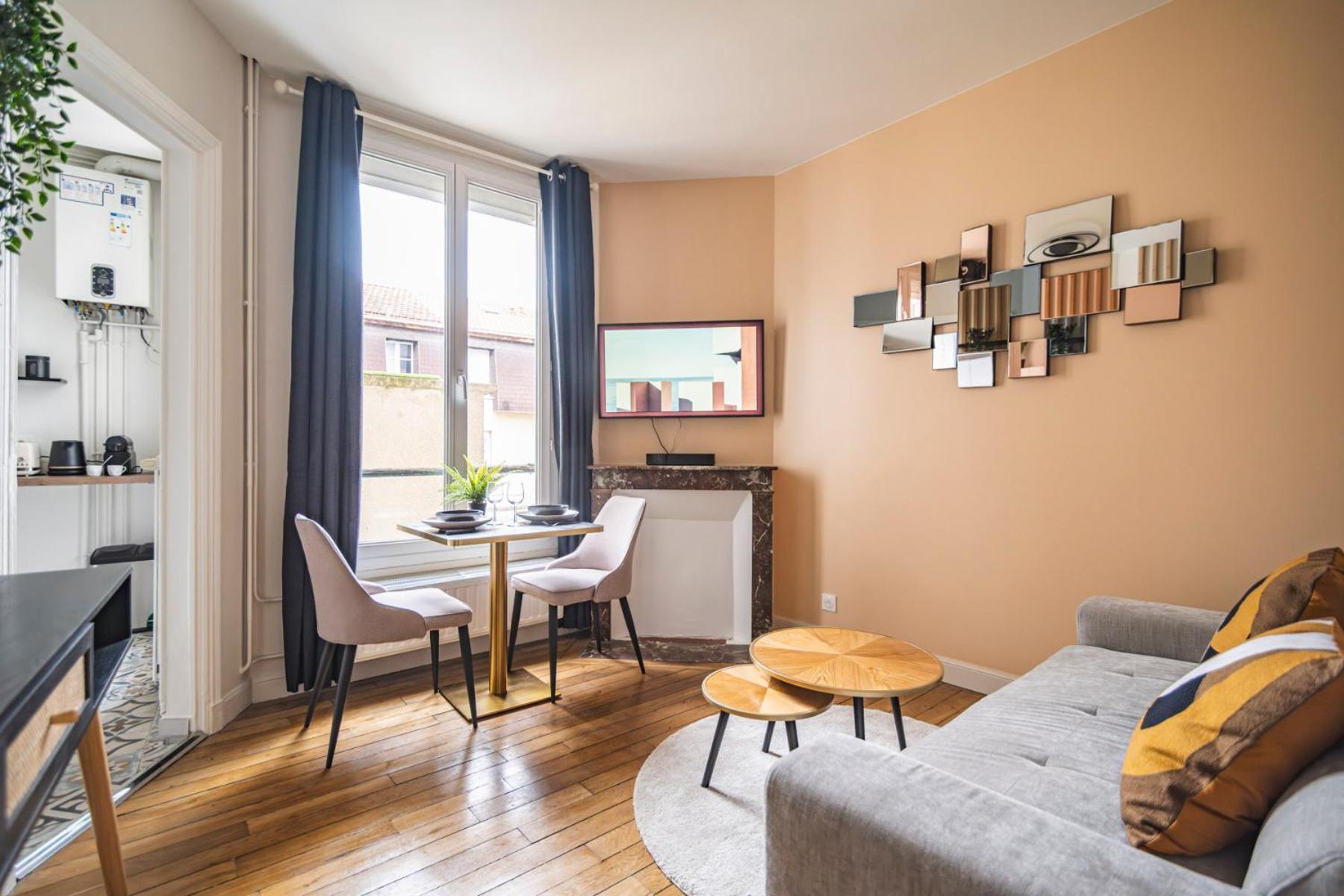 Mm Suites Centre Bacquenois رانس المظهر الخارجي الصورة