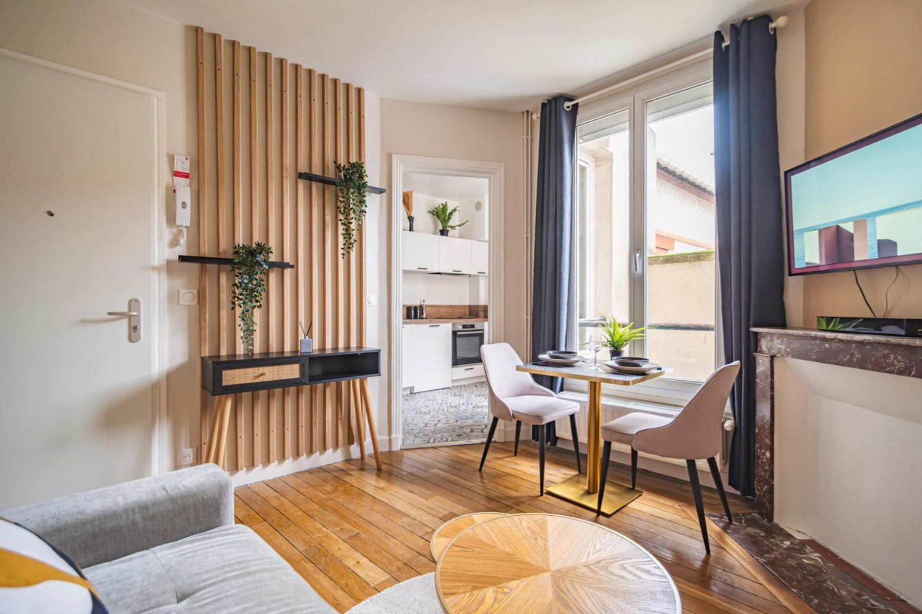 Mm Suites Centre Bacquenois رانس المظهر الخارجي الصورة